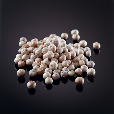 White Kampot PGI peppercorns