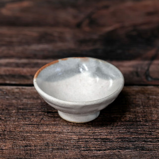 https://www.nishikidori.com/5259-home_default/flat-sakazuki-sake-cup.jpg