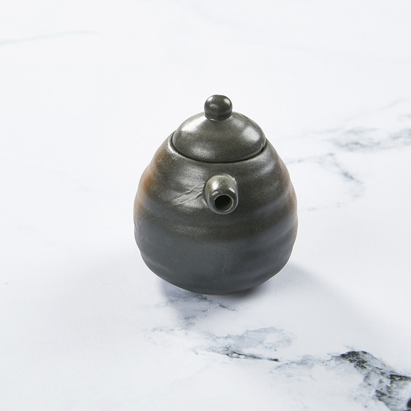 Soy sauce serving bottle  design Black Bizen