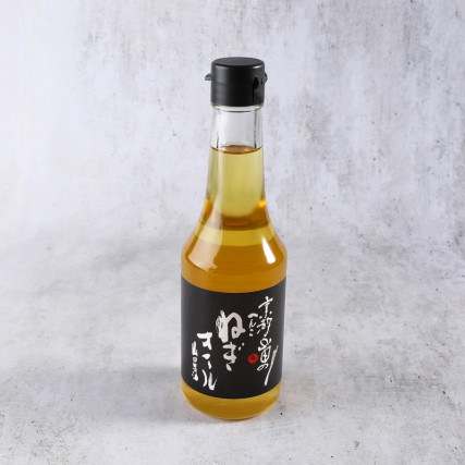 Sesame oil with spring onion