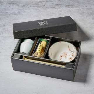 Matcha tea set made in Japan