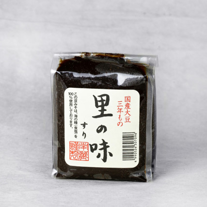 Sifted Satonoaji soybean miso, matured 3 years Miso
