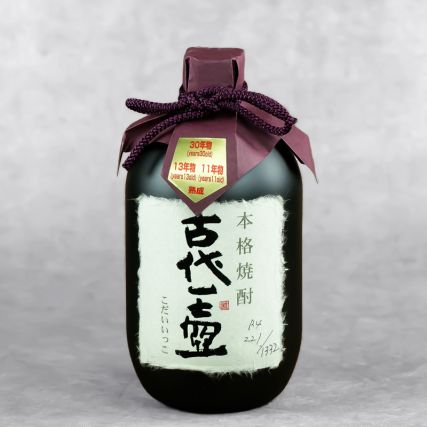 Shōchū de arroz koshu KODDAI-IKKO envejecido 11 años