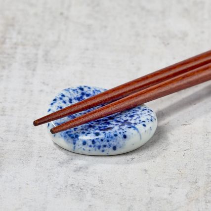 Ceramic chopstick rest