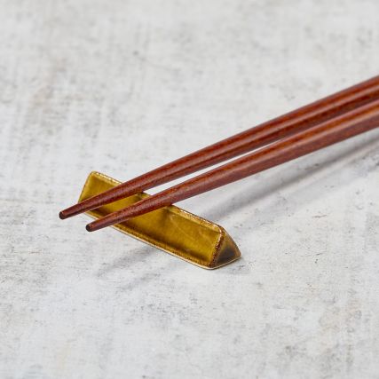 Ceramic chopstick rest