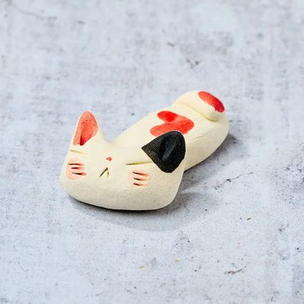 Set of 2 cat chopstick rests with chopsticks