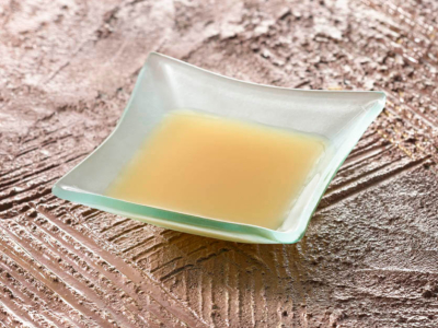 Crème de palourdes glacée au yuzu ou au sudachi